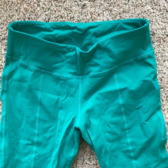 Teal turquoise Prana Prism Capri legging - Picture 4 of 6